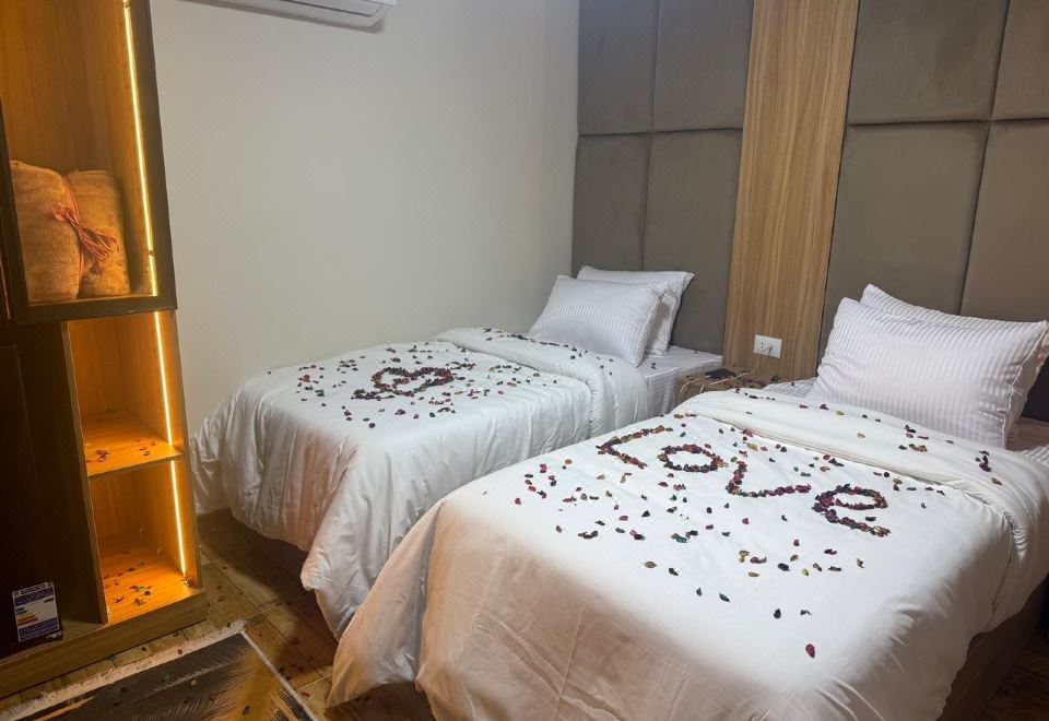 happy House Pyramid view Hotel Overview