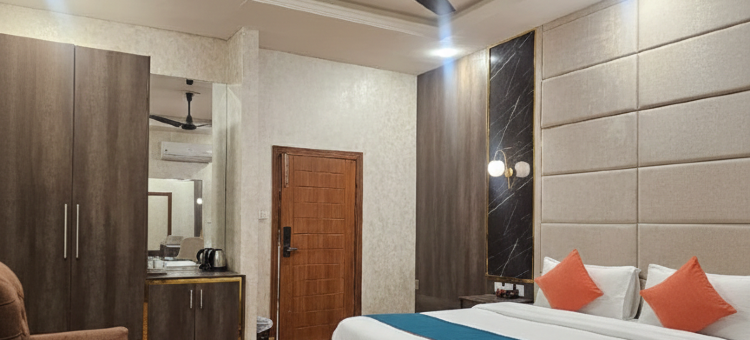 Ambassador's Suite F8图片