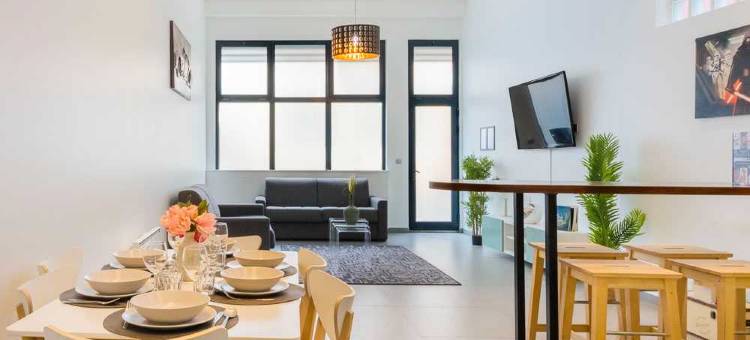 华丽阁楼-三卧室可住10人-民族广场(Splendid loft - 3BR/10P - Nation)图片