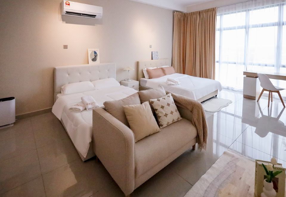 Palazio Austin Muji Creamy Hotel Overview