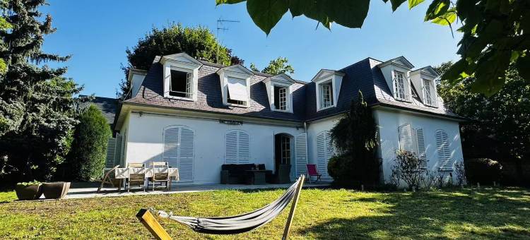 巴黎富人区五卧独栋别墅(Signature Residence – 5-Bedroom Detached House 1000 m², 15 min to Paris by Metro)图片