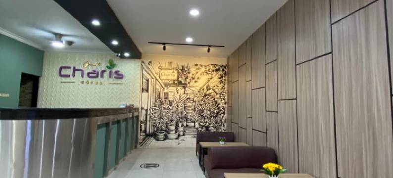 图隆阿贡沃特尔酒店(Grand Charis Hotel Tulungagung)图片