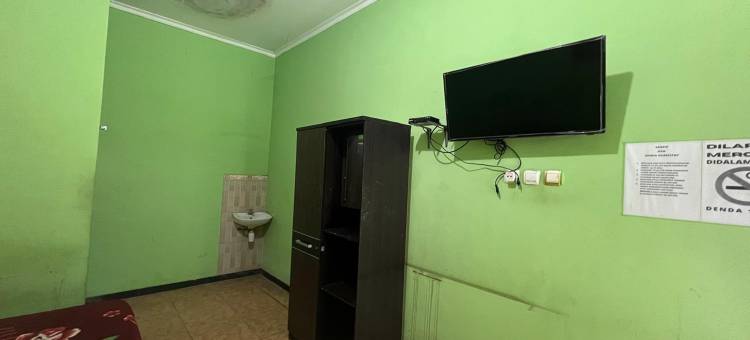 OYO 95109 埃克西斯民宿伊斯兰旅馆(OYO 95109 Eksis Homestay Syariah)图片