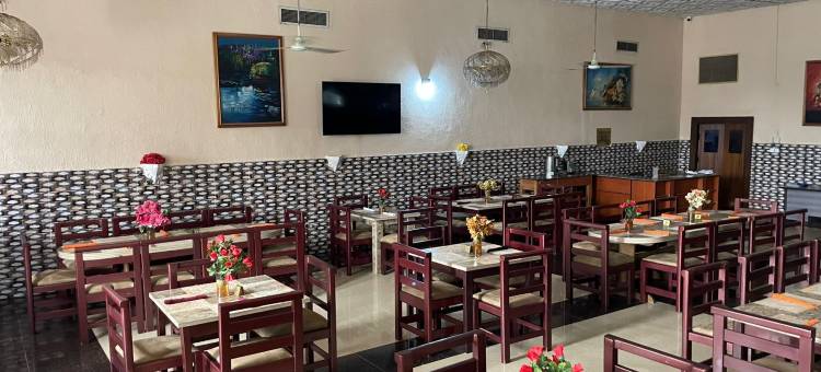 珍贵棕榈皇家酒店(Precious Palm Royal Hotel)图片