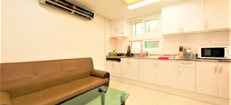 多情之家/弘大入口站。7号出口，可以开派对房。可爱的宽敞空间(Seoul Dajeong House/Hongdae Entrance Sta.Exit7.  Party room. Lovely Big House)图片