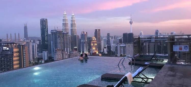 Laze的KLCC專業套房【中文禮遇 頂層雙峯塔景觀泳池 近双子塔】(Expressionz KLCC By Laze Home)图片