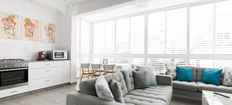 Contemporary 3BR Apt 10 Minute Walk from Beach图片