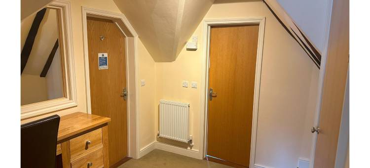 利兹OYO伍德维尔旅馆(OYO Woodville Lodge Leeds)图片