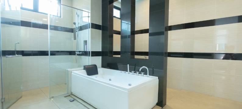 Muji Style 5BR Ferringhi Beach House 15Pax 1图片