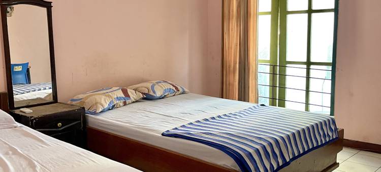 蒂尔托纳迪柏迈酒店(Hotel Tirtonadi Permai)图片