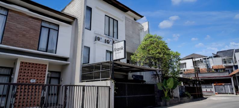 靠近万隆理工学院的 O 酒店，前称弗兰克之家(Hotel O near Politeknik Negeri Bandung formerly Frank House)图片