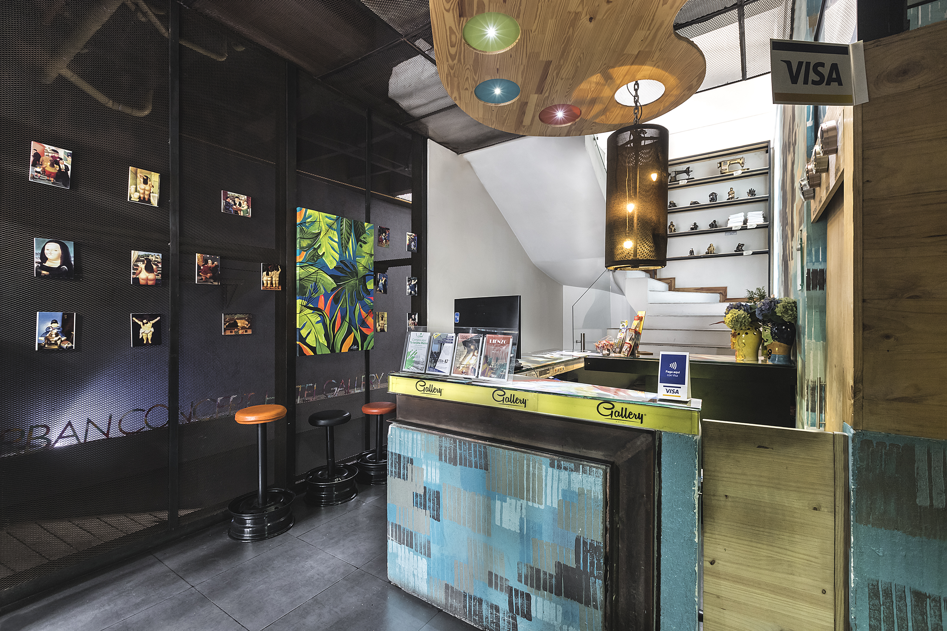 GALLERY HOTEL Over view