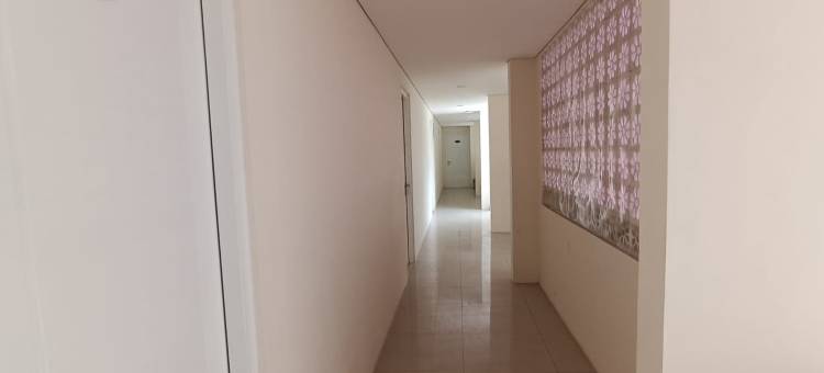 O酒店靠近斯里韦达里公园(原In酒店)(Hotel O near Taman Sriwedari formerly Indria Inn)图片