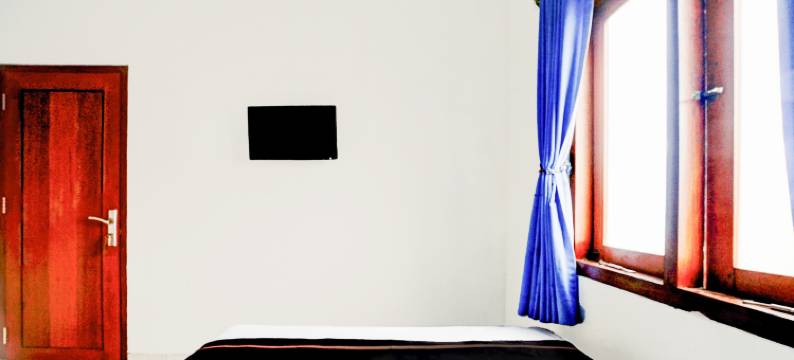 OYO 94818 萨比娜伊斯兰旅馆(OYO 94818 Sabina House Syariah)图片