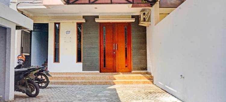 Hotel O J&b Rooms Tomang图片