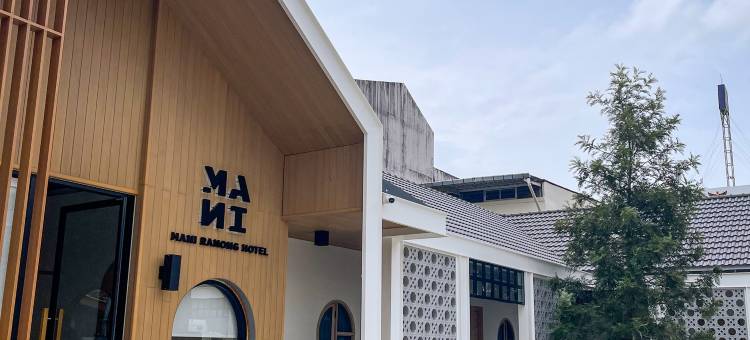 Mani Ranong Hotel图片