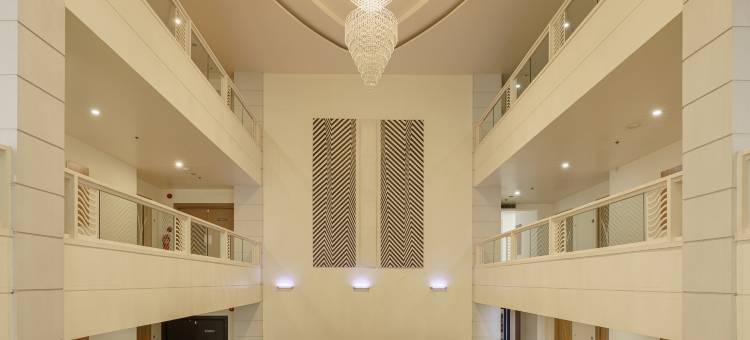 阿斯皮拉碧甲盛(Aspira Petchkasem)图片