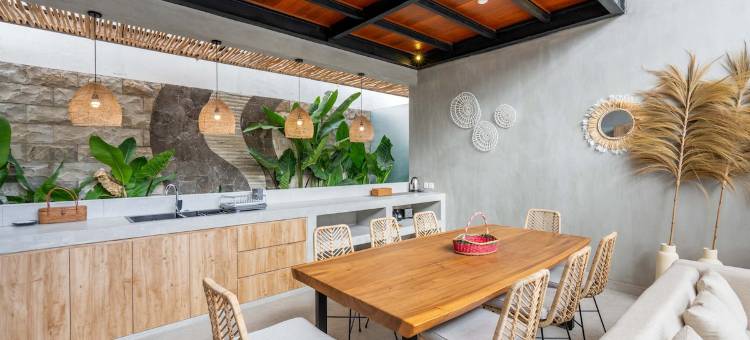 斯特马尔别墅 | 克罗博坎现代四卧室别墅(Villa Stemar | Modern 4BR Villa in Kerobokan)图片