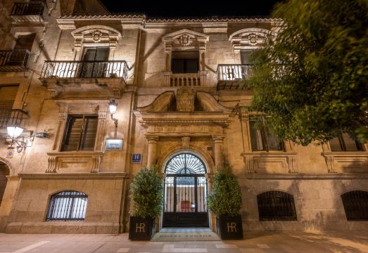 Hotel Rector Hotel Overview