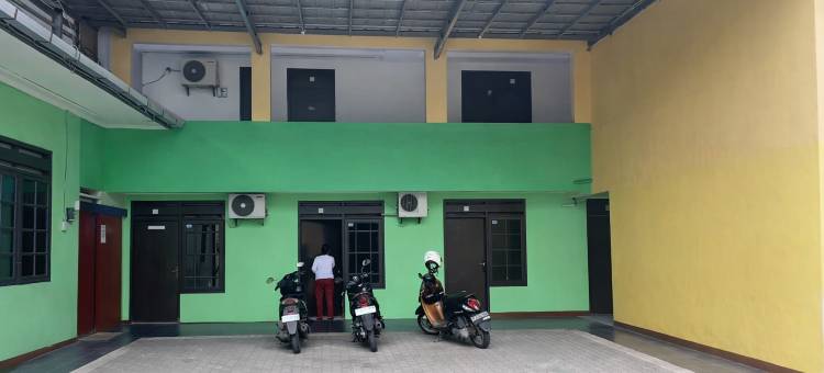 Hotel O near Plaza Pondok Gede formerly Angel Homestay图片