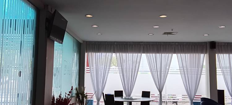 德梅里昂酒店巴淡岛(DMerlion Hotel Batam)图片