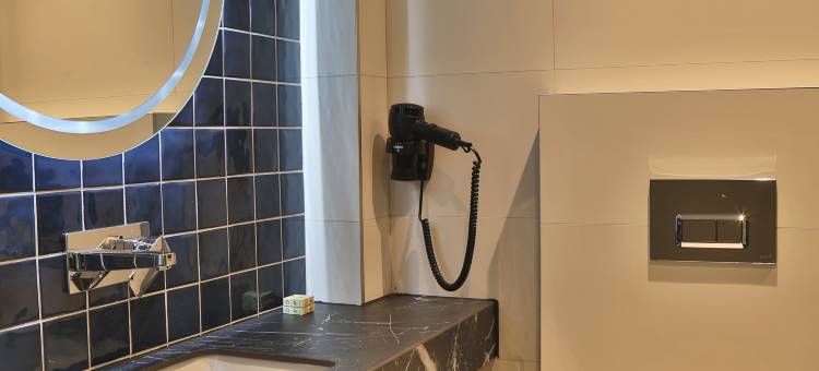 In The Middle Hotel图片