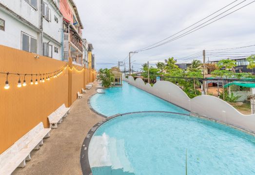 ELONG WG INTERNATIONAL HOTEL(Pattaya Jomtien Beach Branch) Over view