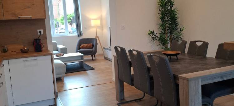 Large and quiet apartment next to the city center图片