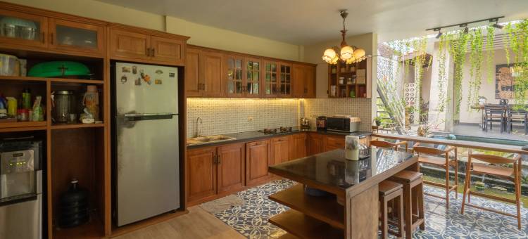 格里亚巴扬克拉古曼(Private Villa - Griya Bayan Kraguman)图片