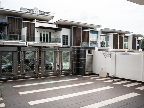 Seri Austin Landed GameHaus 16pax BBQ Mahjong Hotel Overview