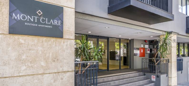 东珀斯中心的公寓，带泳池和健身房使用权(Central East Perth Flat with Pool & Gym Access)图片