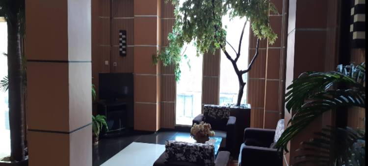 Cozzy Hotel Menara Archie图片