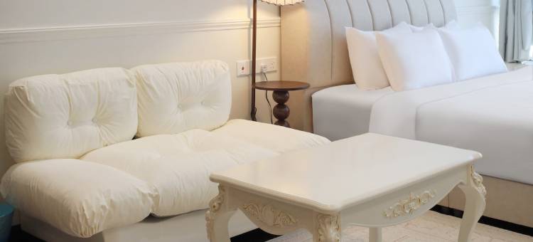 RNF Romantic French Elegant Style # Movie-Themed Surround Sound # Private Movie Theater图片