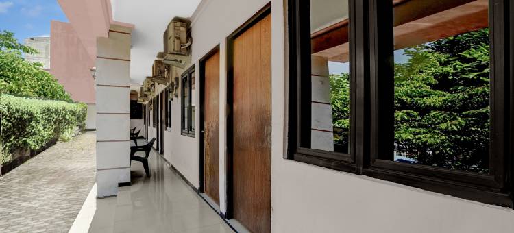 OYO 94899 Homestay Syariah Near UPN图片