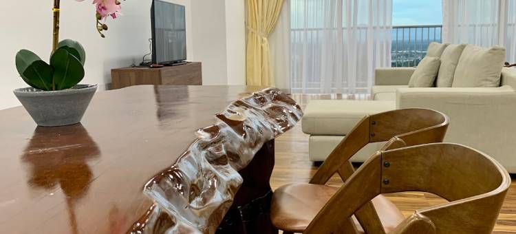 {Free Wifi}Spacious Wooden TOP Floor Apartment图片