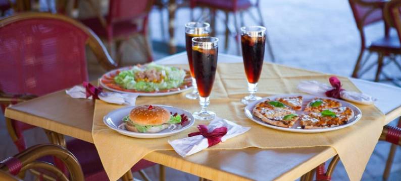 带泳池的海滨隐居处(Coastal Hideaway with Pool)图片