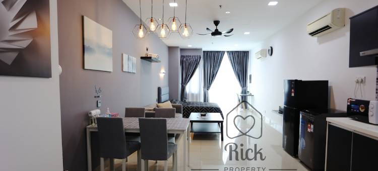 梳帮双威泰莱舒适一室房|齐全小厨房|洗衣机(SS15 Courtyard First Subang Cozy Studio with WIFI/TV Box)图片