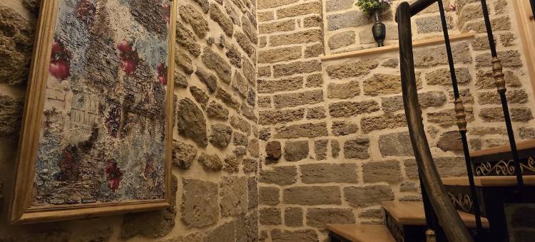老房间酒店(Old Rooms Hotel)图片