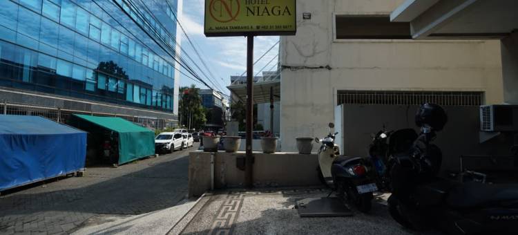 Townhouse Oak Hotel Niaga Surabaya图片