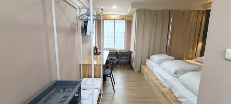 YOLO Sea Fishing Hotel图片