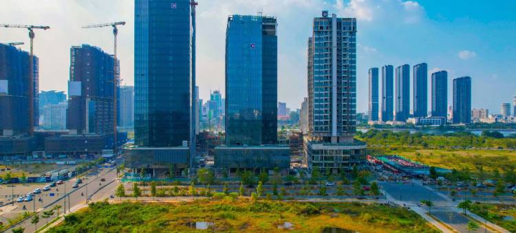 Bluesky The Crest Luxury Residence图片