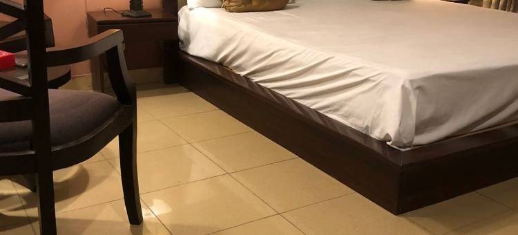Golden Star Hotel Iqbal Town图片