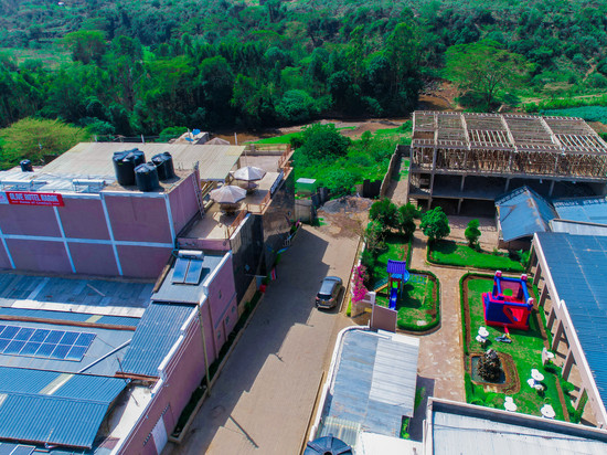 纳罗克橄榄酒店