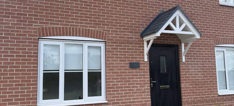 格里姆斯比精美新建家庭旅馆，提供免费停车(Beautiful New-Build Home in Grimsby With free parking)图片