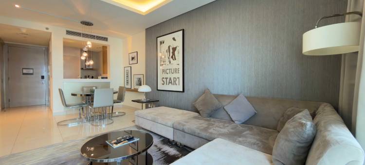 Luxury 1BR at Paramount Residences with Pool Gym & Parking图片