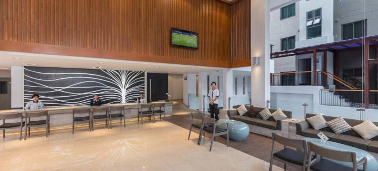 普吉芭东海滨泳池公寓(Beachfront and Deluxe Pool Access Patong Phuket)图片