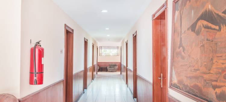 OYO 94759 Hotel Taman Cibinong图片