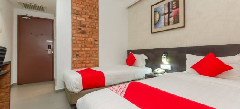 Capital O 91277 努尔别墅酒店(Capital O 91277 Nur Villa Hotel)图片