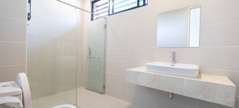 Muji Style 5BR Ferringhi Beach House 15Pax 1图片