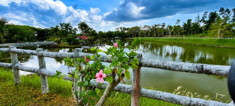 Graceland Resort Tayabas Quezon图片